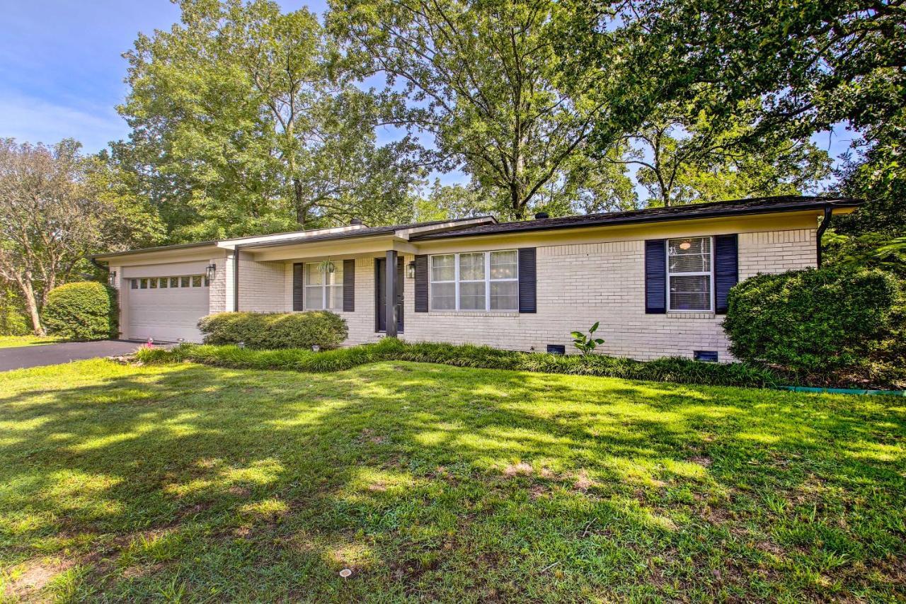 Charming Hot Springs Home With Sunroom And Yard Esterno foto