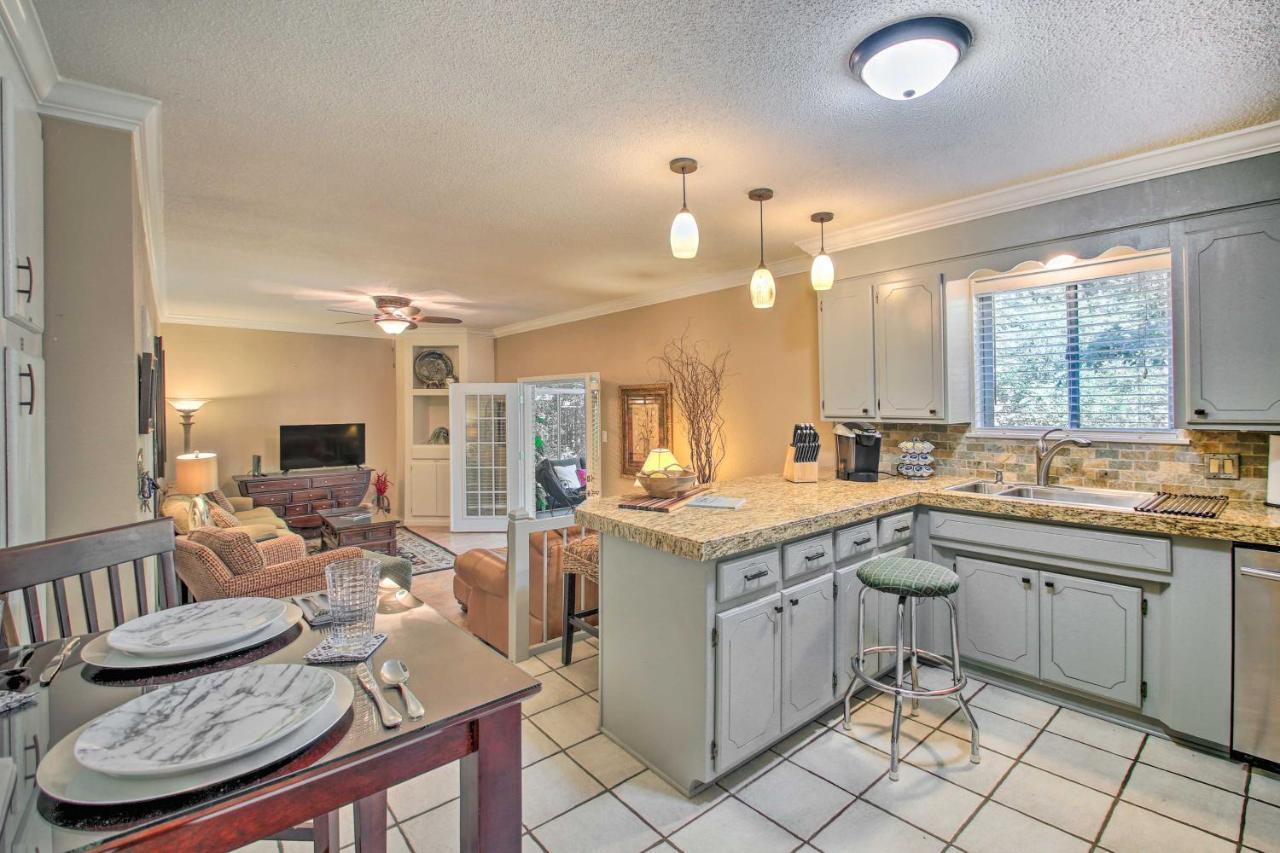Charming Hot Springs Home With Sunroom And Yard Esterno foto
