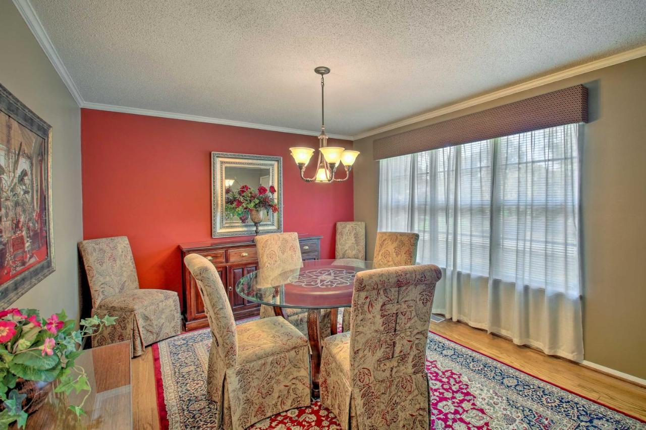 Charming Hot Springs Home With Sunroom And Yard Esterno foto