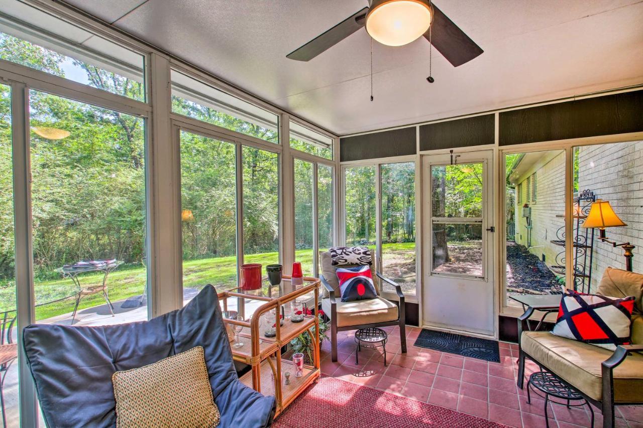 Charming Hot Springs Home With Sunroom And Yard Esterno foto
